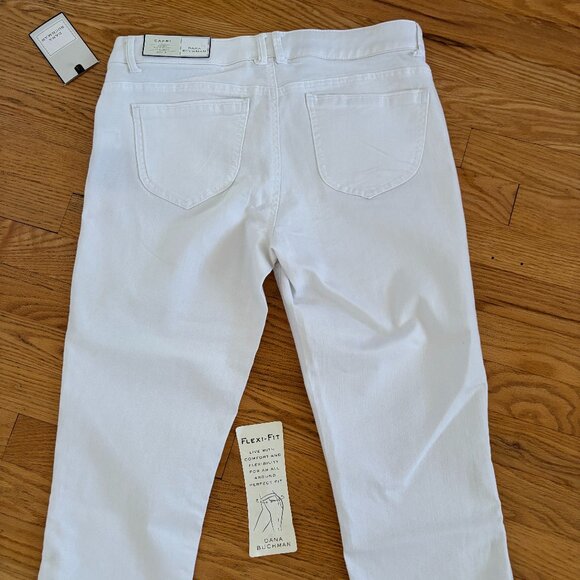 Dana Buchman Womens Capri Mid Rise Mid Calf White Pants Size 8 New with tags - Picture 2 of 4